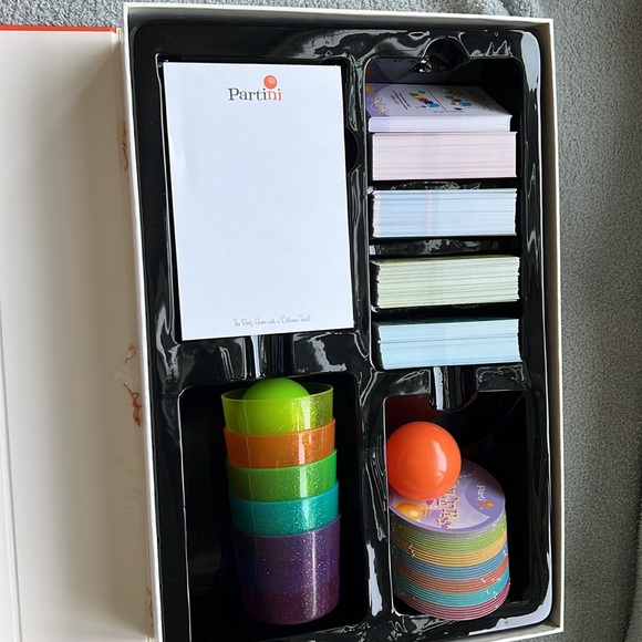 Partini game. Opened, never used - Picture 3 of 3